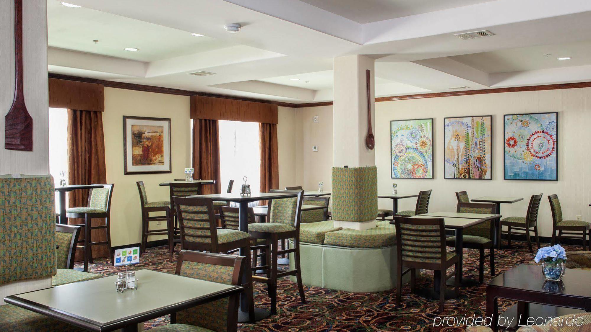 Holiday Inn Express Hotel & Suites Waller By Ihg Buitenkant foto